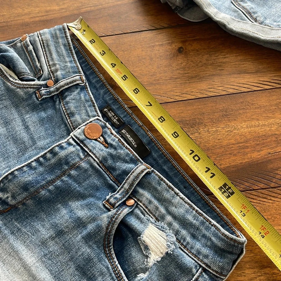 See Thru Soul 2 blue denim jean high rise boyfriend shorts sz 26 distressed raw - Picture 5 of 16